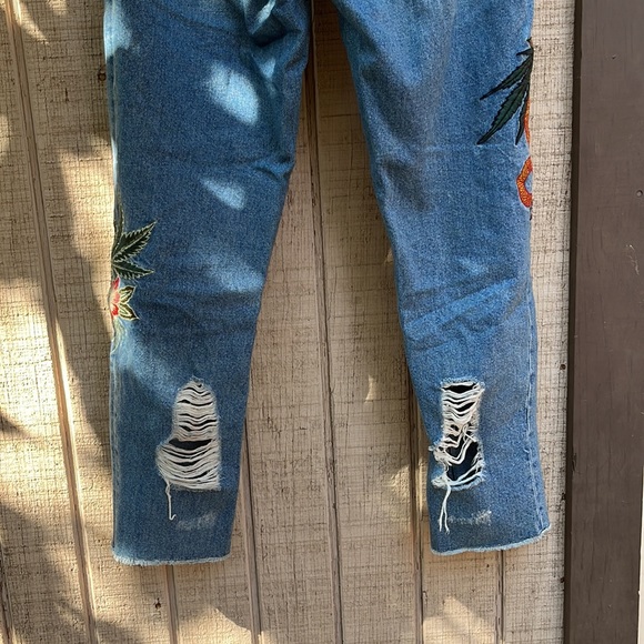 Sandro embroiled festival jeans - Picture 6 of 8